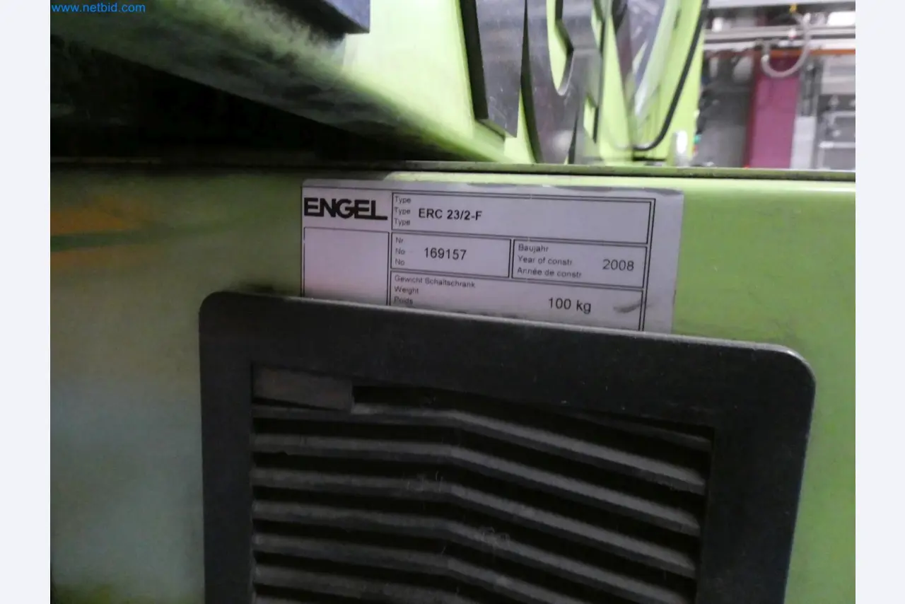 Engel Spritzgießmaschinen und Maschinen aus der Kunststoffindustrie-5