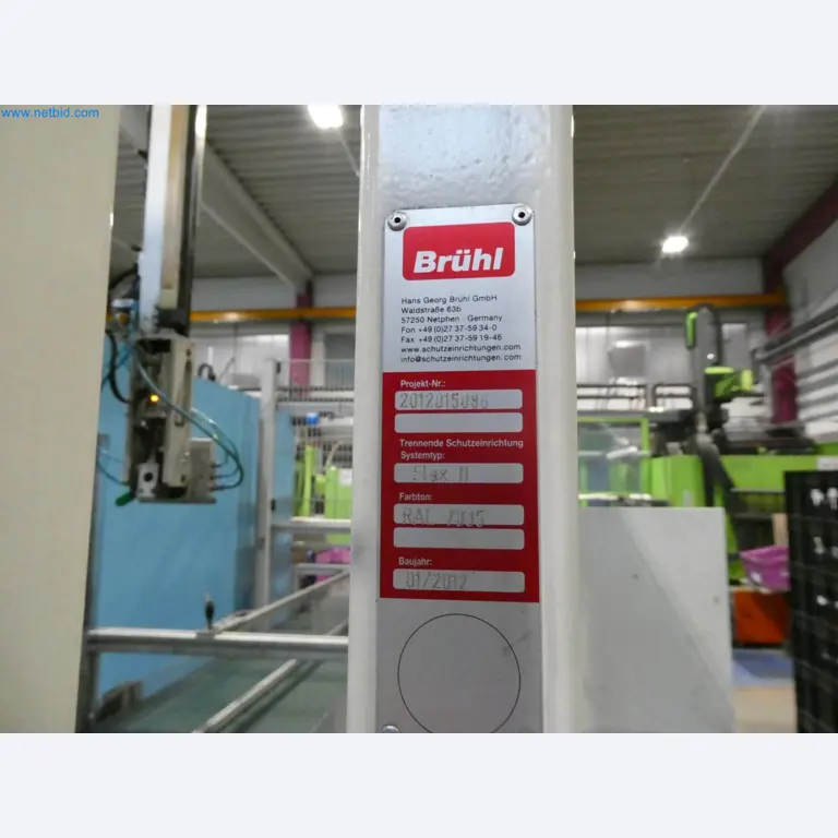 Engel Spritzgießmaschinen und Maschinen aus der Kunststoffindustrie-10