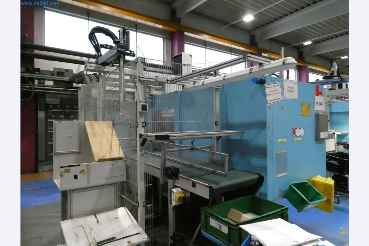 Engel Spritzgießmaschinen und Maschinen aus der Kunststoffindustrie-8