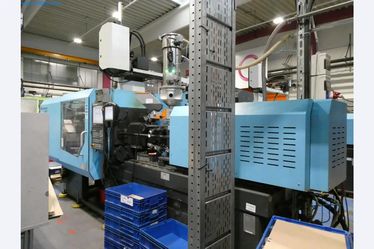 Engel Spritzgießmaschinen und Maschinen aus der Kunststoffindustrie-1