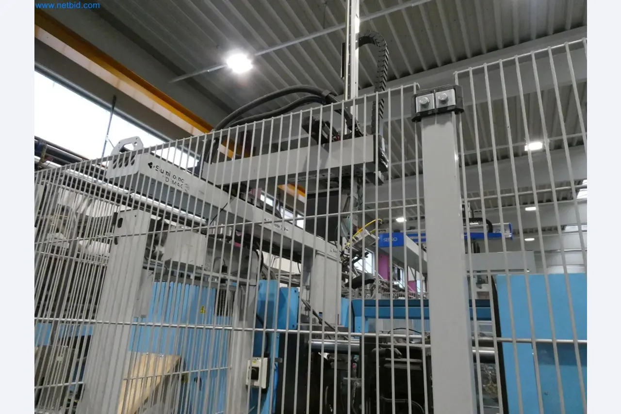 Engel Spritzgießmaschinen und Maschinen aus der Kunststoffindustrie-8