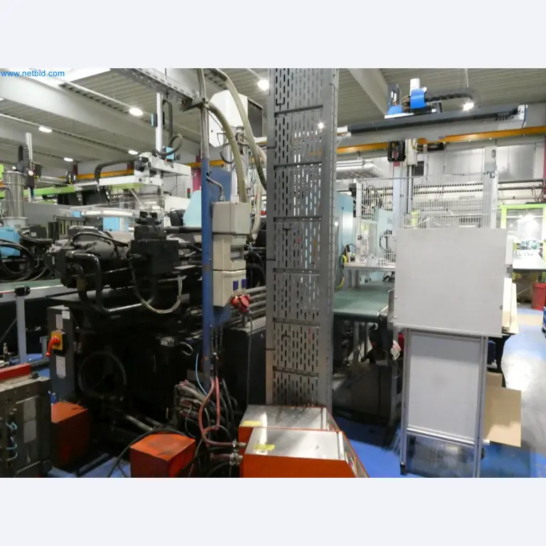 Engel Spritzgießmaschinen und Maschinen aus der Kunststoffindustrie-5