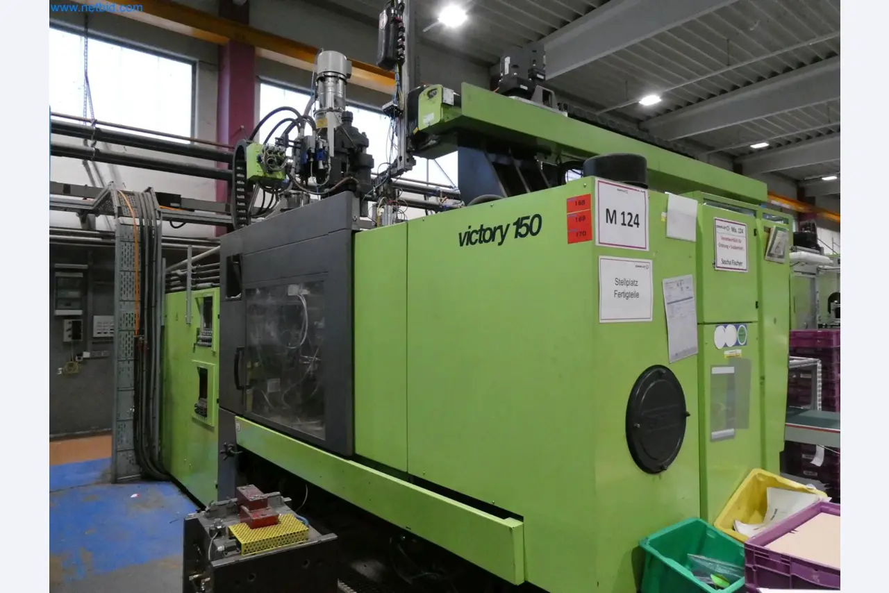 Engel Spritzgießmaschinen und Maschinen aus der Kunststoffindustrie-11