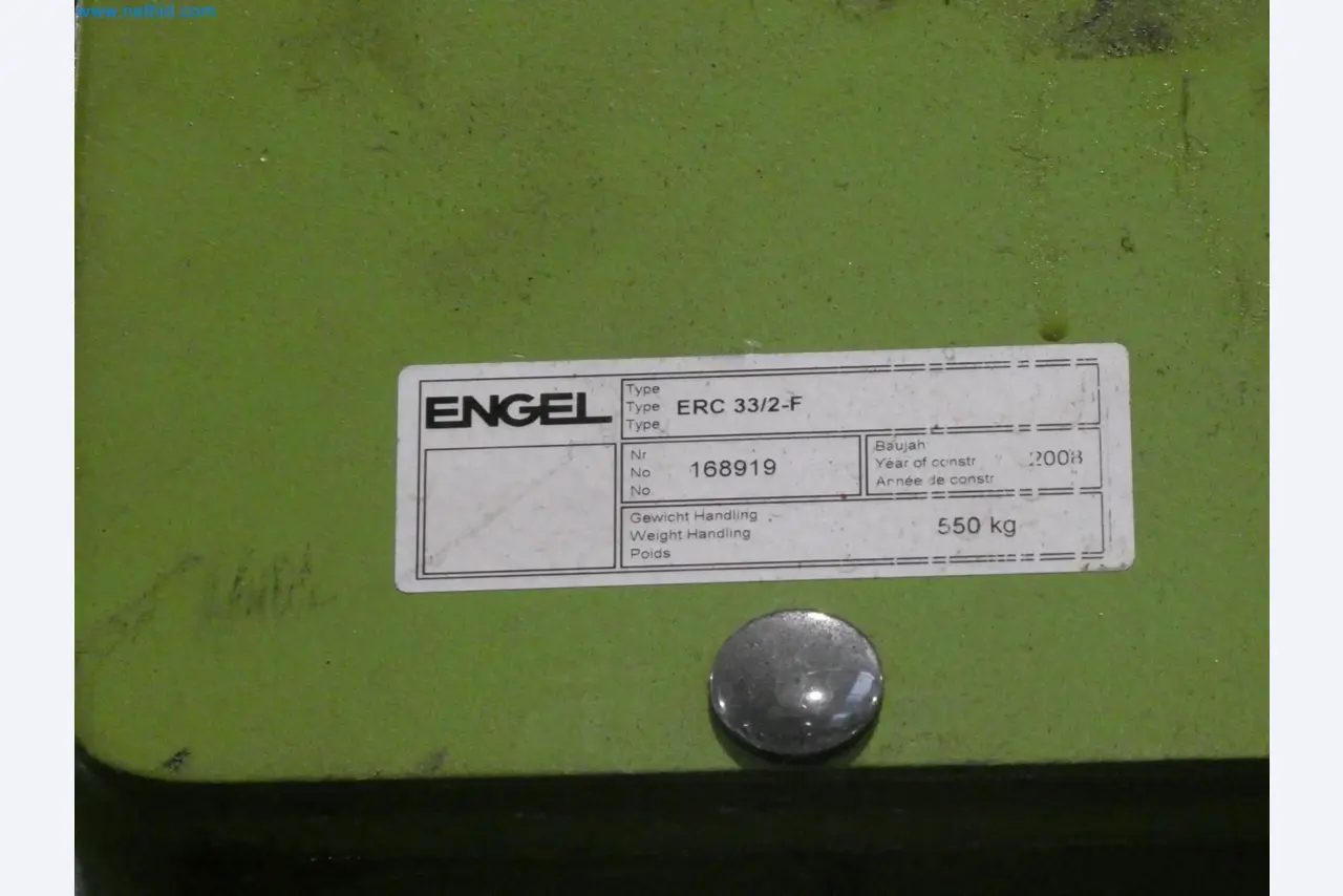 Engel Spritzgießmaschinen und Maschinen aus der Kunststoffindustrie-12