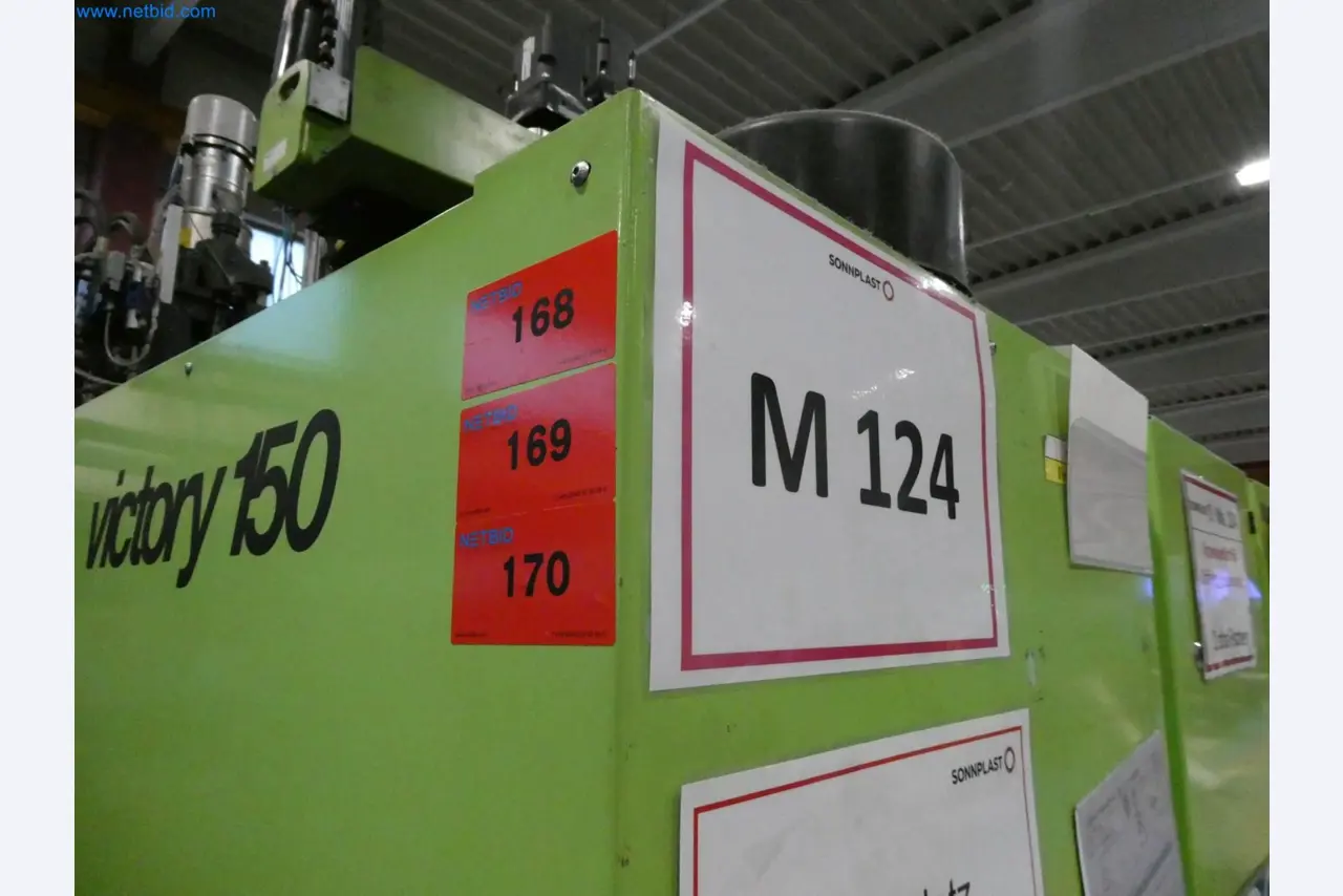 Engel Spritzgießmaschinen und Maschinen aus der Kunststoffindustrie-13