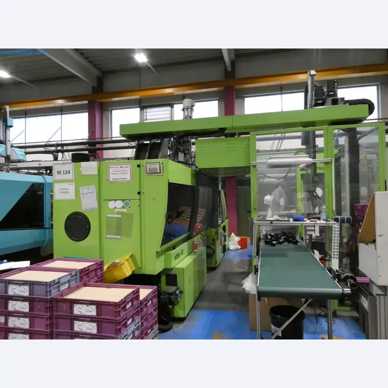 Engel Spritzgießmaschinen und Maschinen aus der Kunststoffindustrie-3