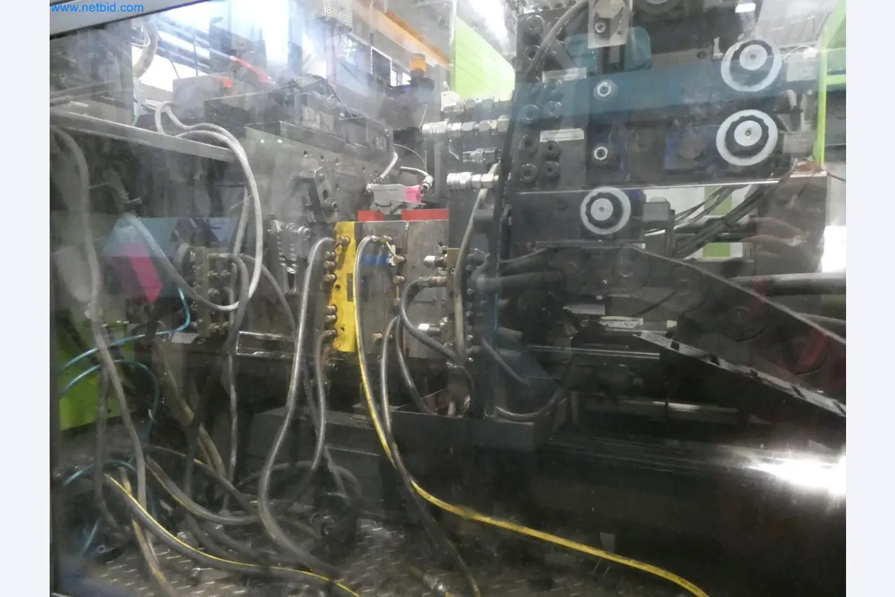 Engel Spritzgießmaschinen und Maschinen aus der Kunststoffindustrie-7