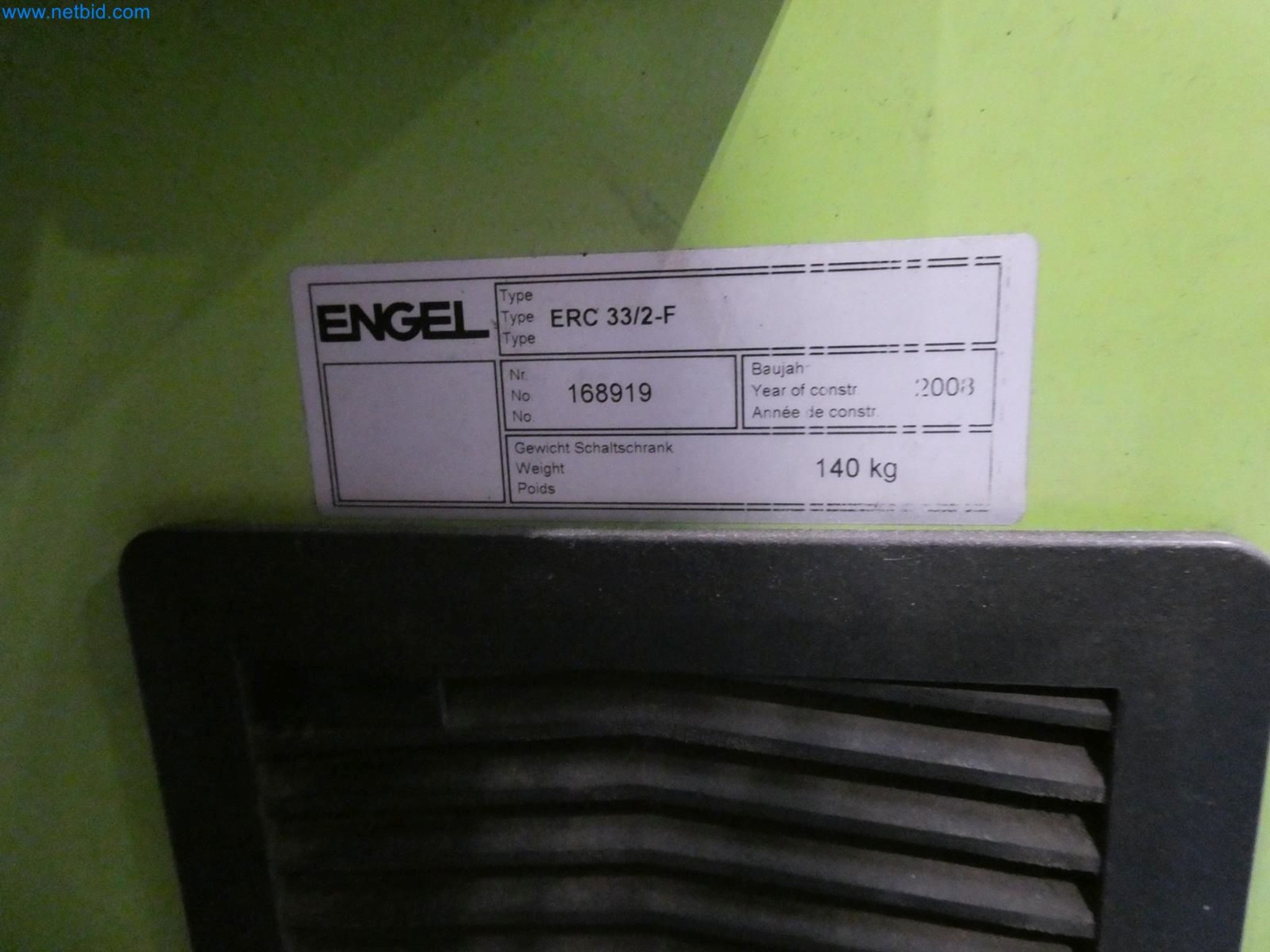 Engel Spritzgießmaschinen und Maschinen aus der Kunststoffindustrie-9