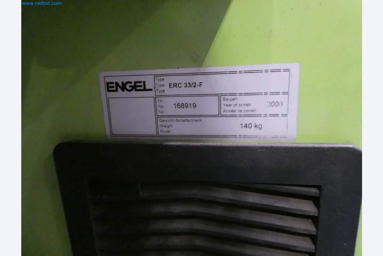 Engel Spritzgießmaschinen und Maschinen aus der Kunststoffindustrie-9