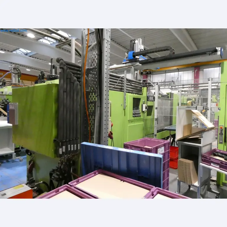 Engel Spritzgießmaschinen und Maschinen aus der Kunststoffindustrie-4