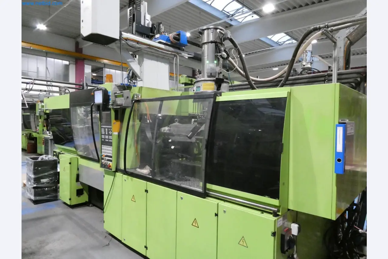 Engel Spritzgießmaschinen und Maschinen aus der Kunststoffindustrie-5