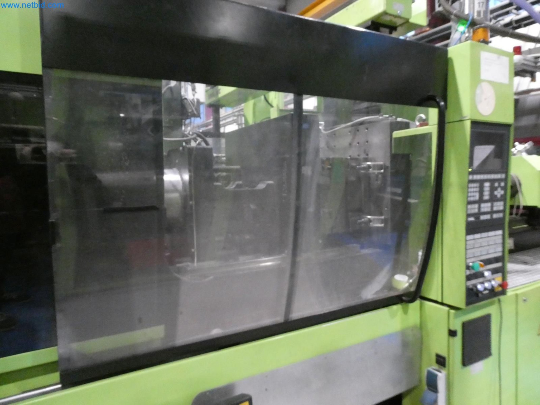 Engel Spritzgießmaschinen und Maschinen aus der Kunststoffindustrie-1