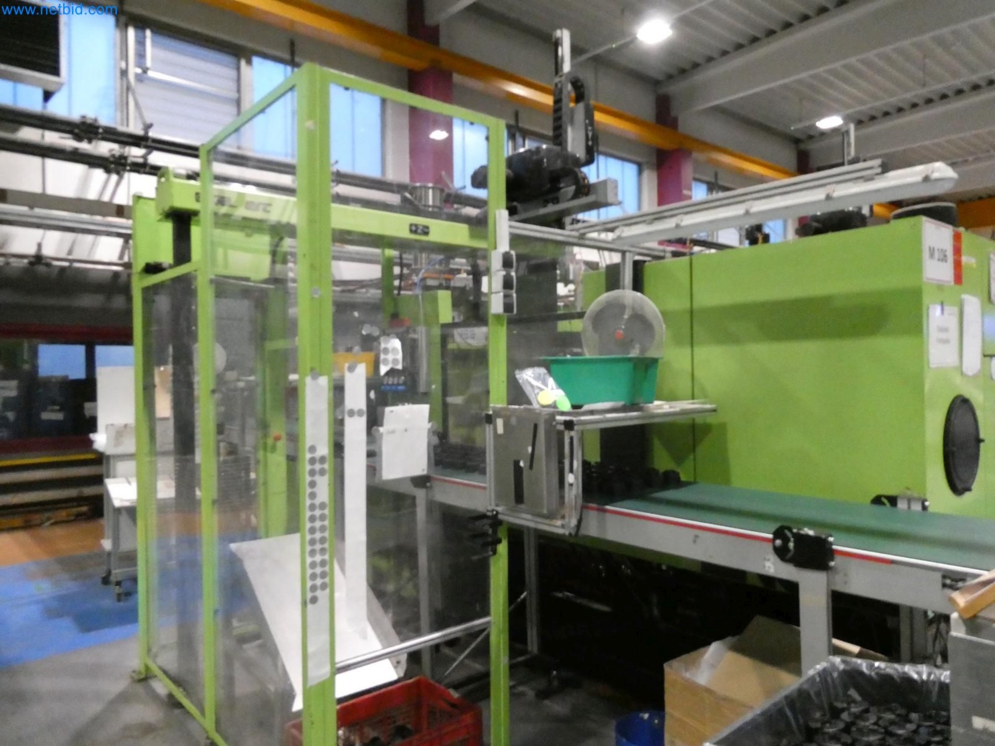 Engel Spritzgießmaschinen und Maschinen aus der Kunststoffindustrie-8