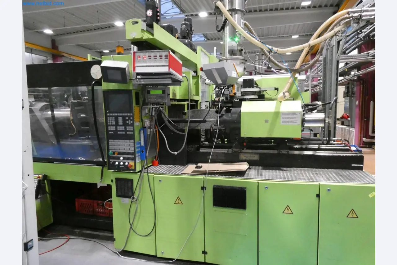 Engel Spritzgießmaschinen und Maschinen aus der Kunststoffindustrie-10