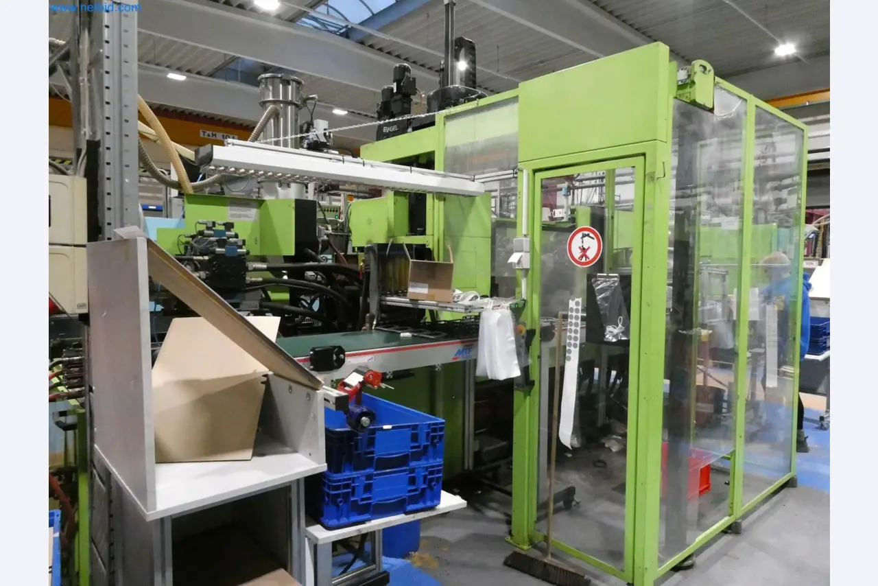 Engel Spritzgießmaschinen und Maschinen aus der Kunststoffindustrie-3