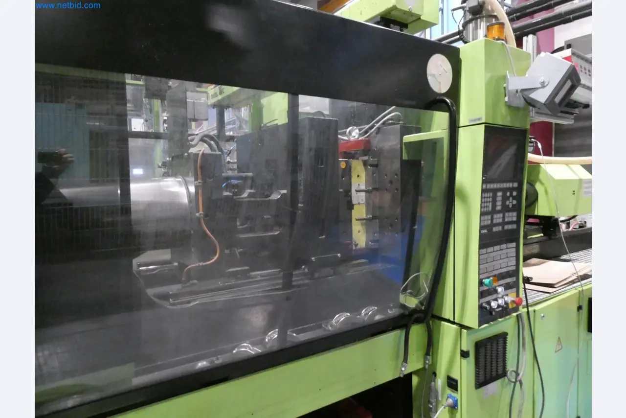 Engel Spritzgießmaschinen und Maschinen aus der Kunststoffindustrie-8