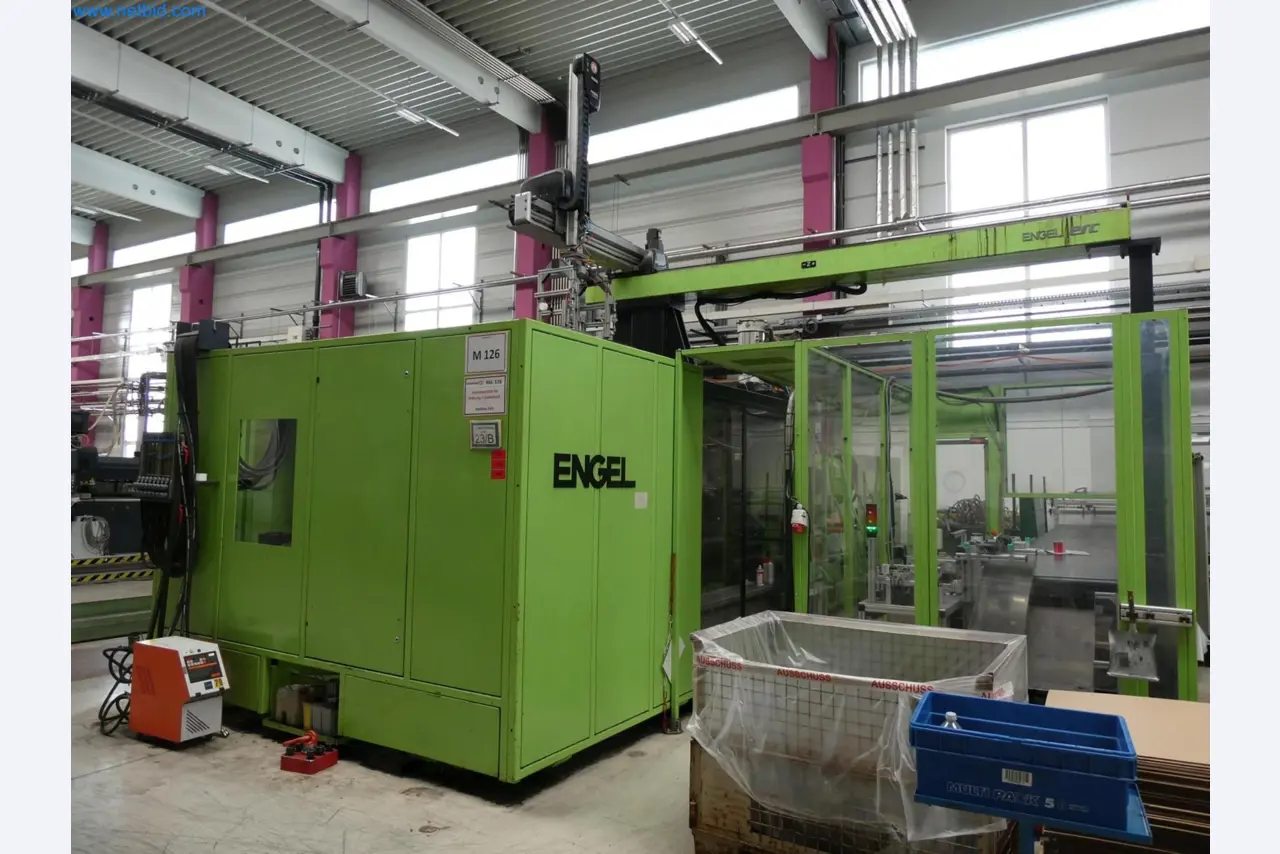 Engel Spritzgießmaschinen und Maschinen aus der Kunststoffindustrie-1