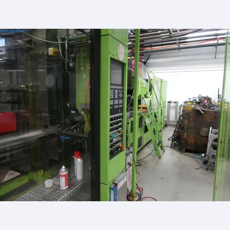 Engel Spritzgießmaschinen und Maschinen aus der Kunststoffindustrie-2