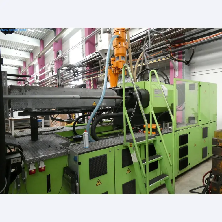 Engel Spritzgießmaschinen und Maschinen aus der Kunststoffindustrie-4