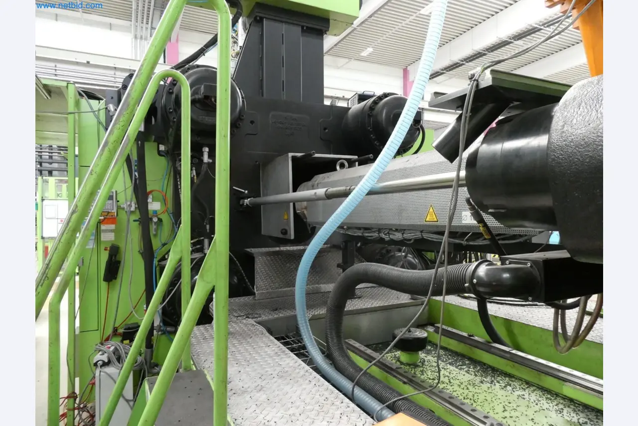 Engel Spritzgießmaschinen und Maschinen aus der Kunststoffindustrie-5