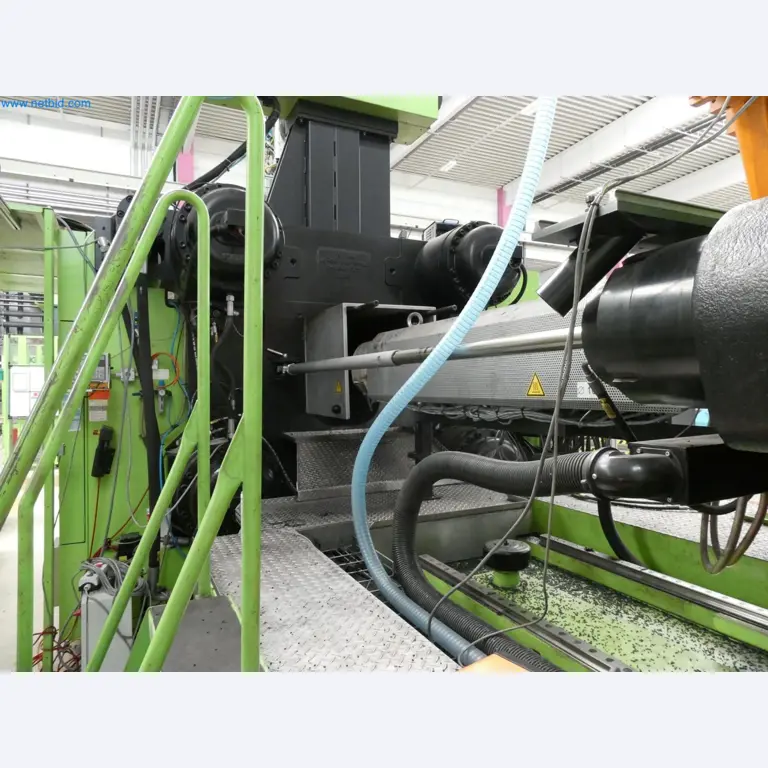 Engel Spritzgießmaschinen und Maschinen aus der Kunststoffindustrie-5