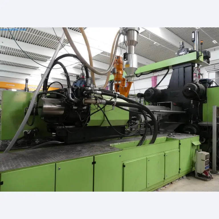 Engel Spritzgießmaschinen und Maschinen aus der Kunststoffindustrie-9