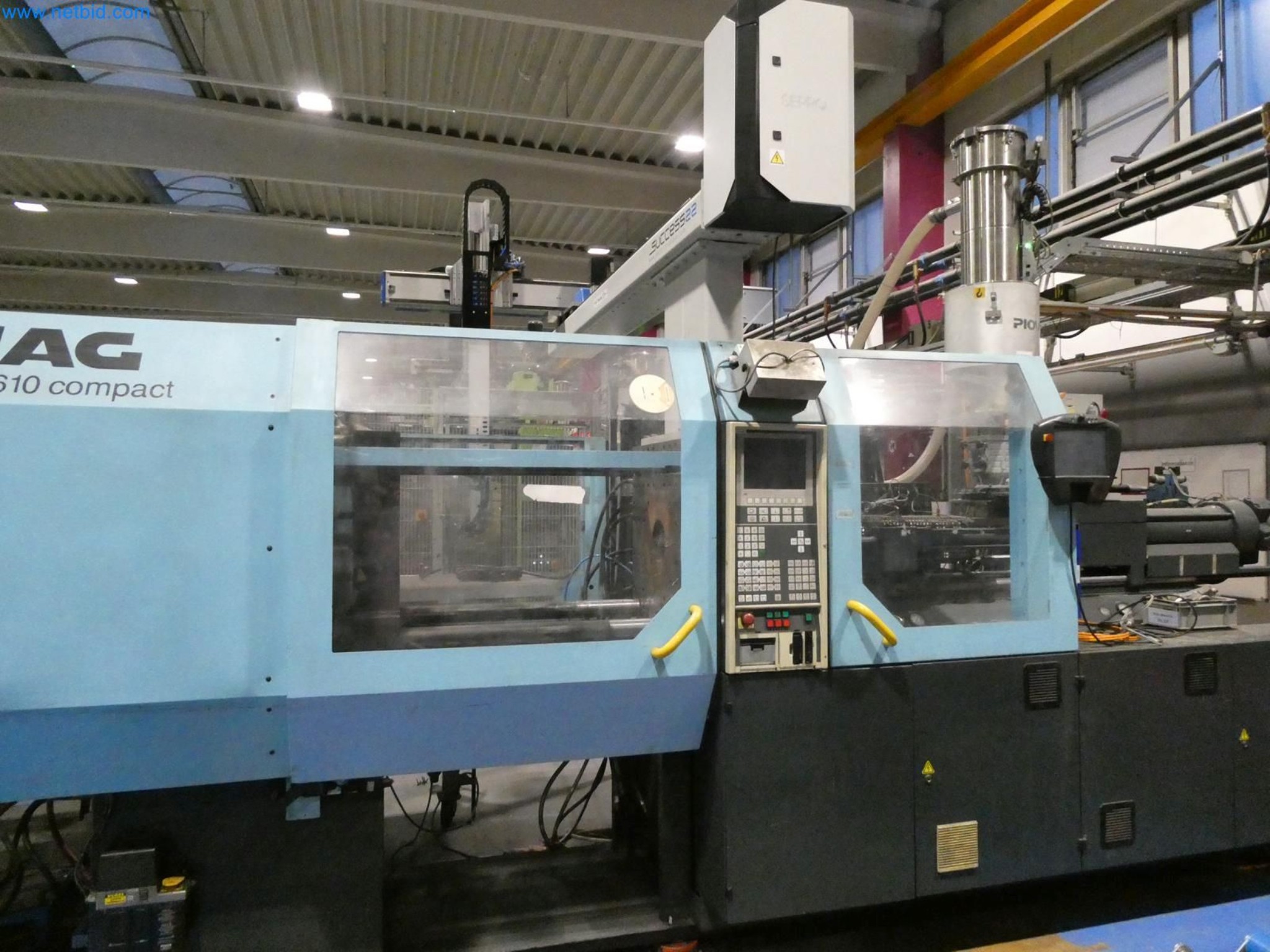 Engel Spritzgießmaschinen und Maschinen aus der Kunststoffindustrie-3