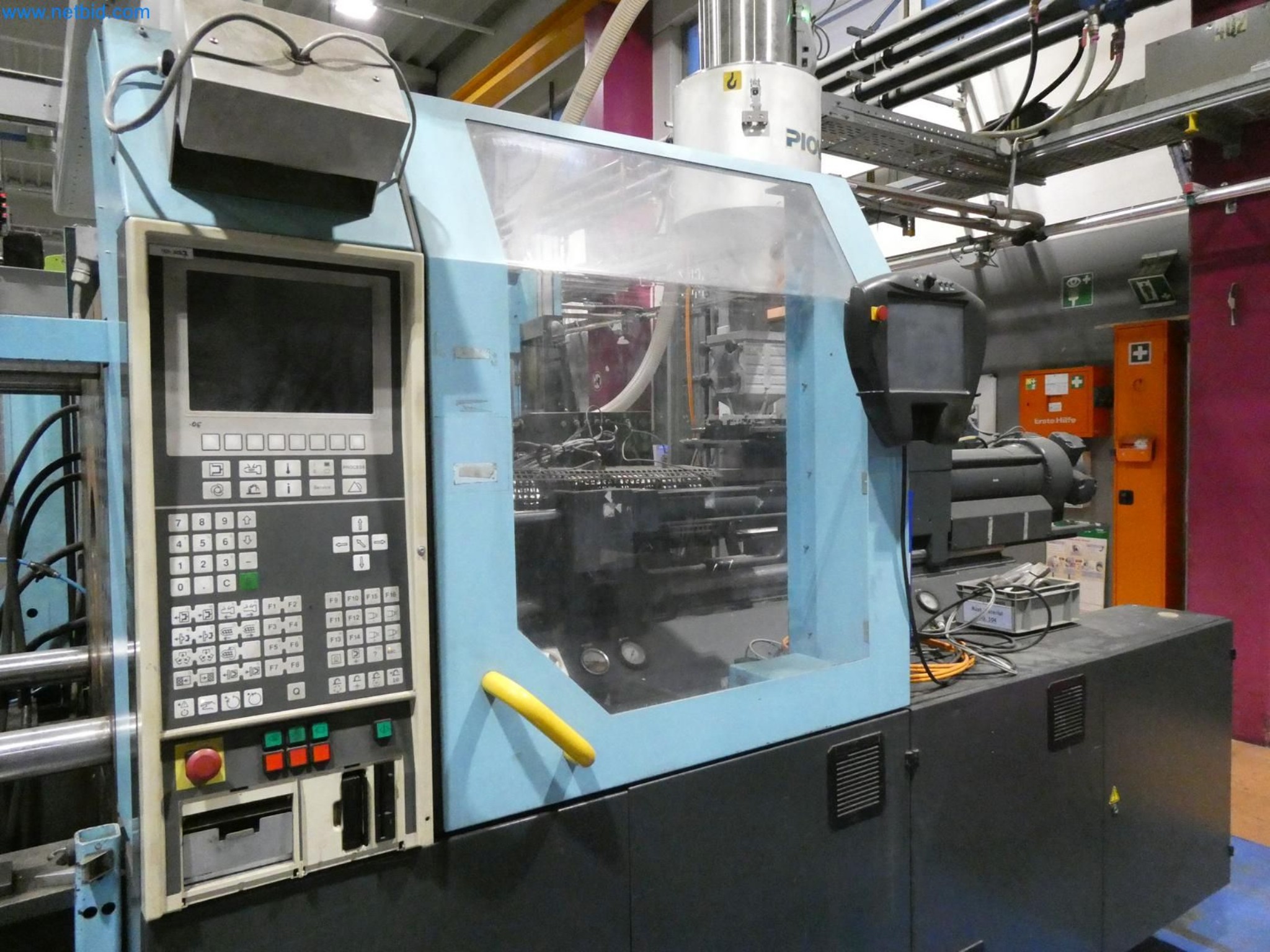 Engel Spritzgießmaschinen und Maschinen aus der Kunststoffindustrie-4