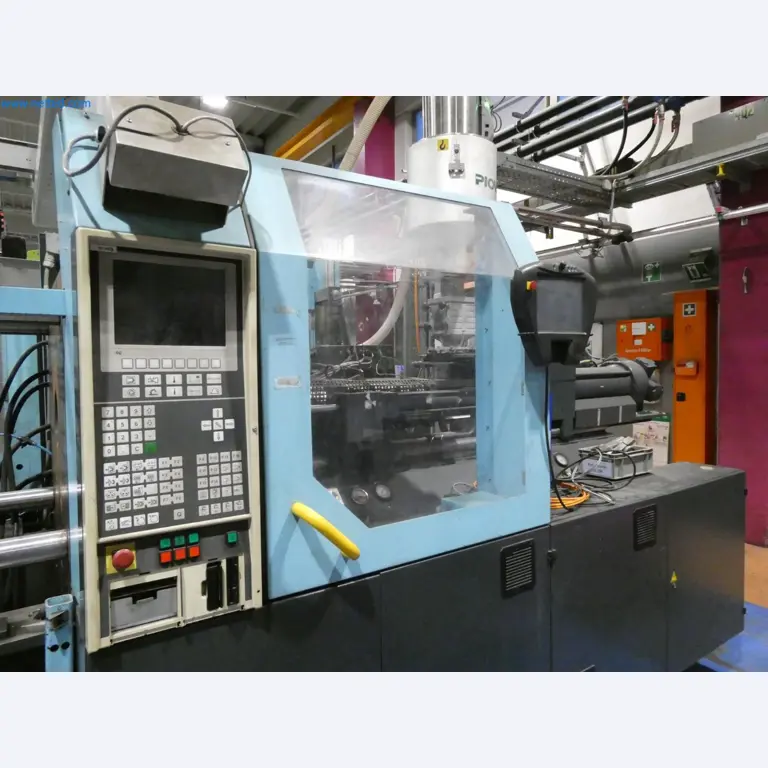 Engel Spritzgießmaschinen und Maschinen aus der Kunststoffindustrie-4