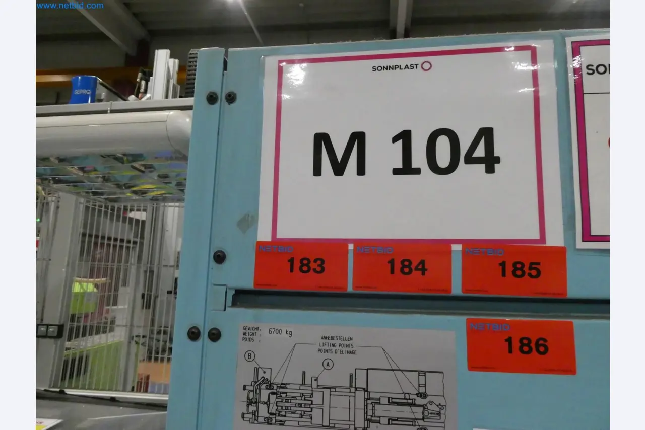 Engel Spritzgießmaschinen und Maschinen aus der Kunststoffindustrie-5