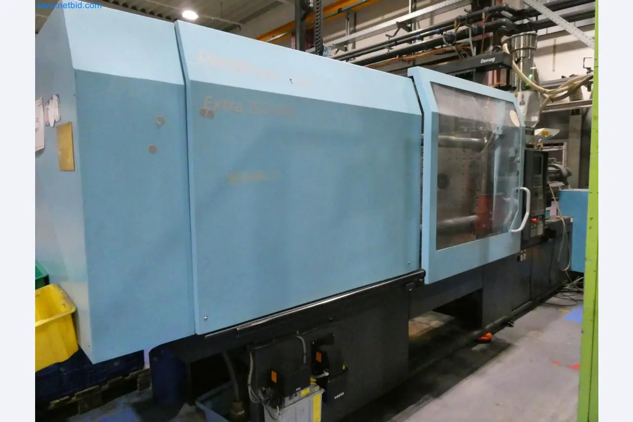 Engel Spritzgießmaschinen und Maschinen aus der Kunststoffindustrie-1