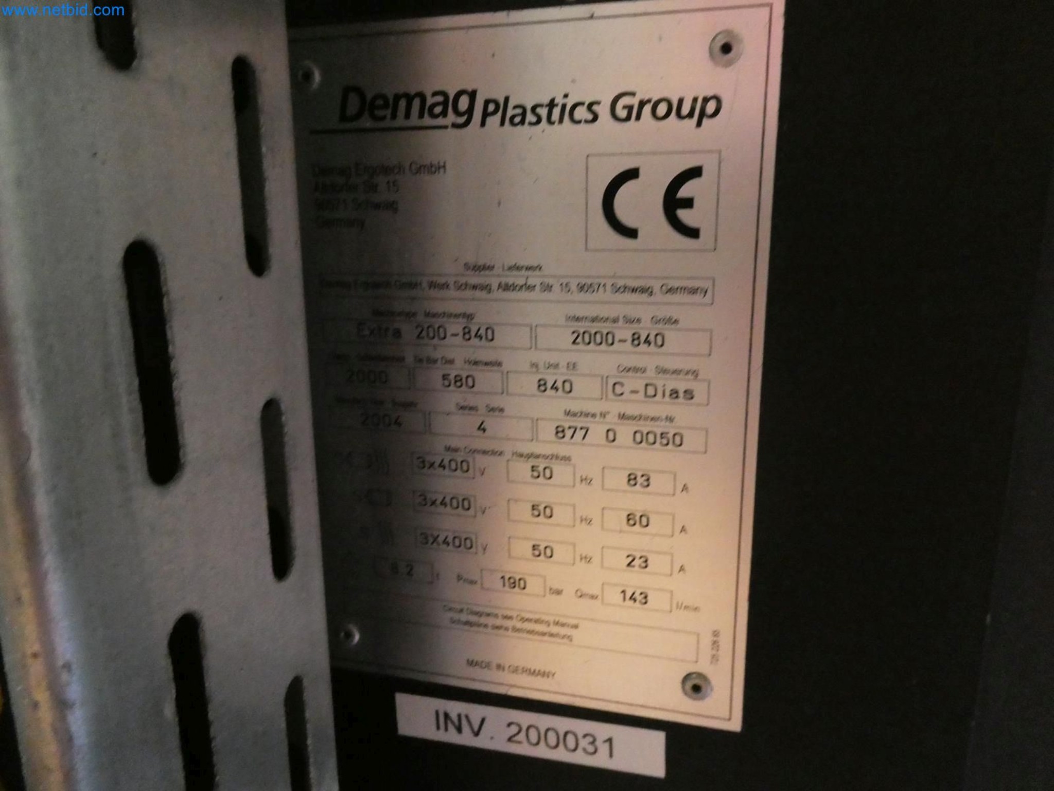 Engel Spritzgießmaschinen und Maschinen aus der Kunststoffindustrie-5