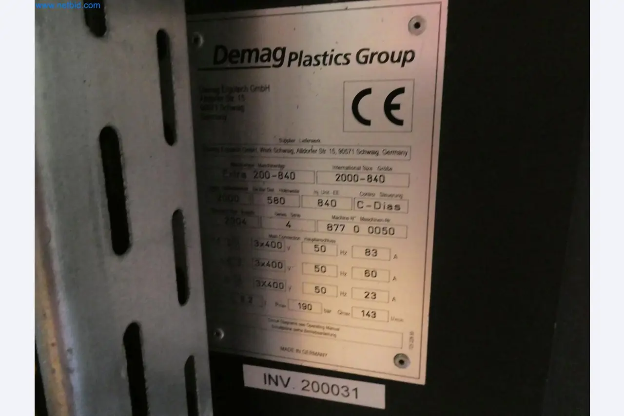 Engel Spritzgießmaschinen und Maschinen aus der Kunststoffindustrie-5