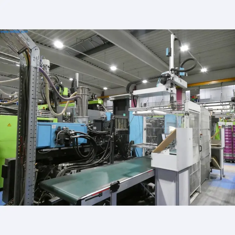 Engel Spritzgießmaschinen und Maschinen aus der Kunststoffindustrie-3