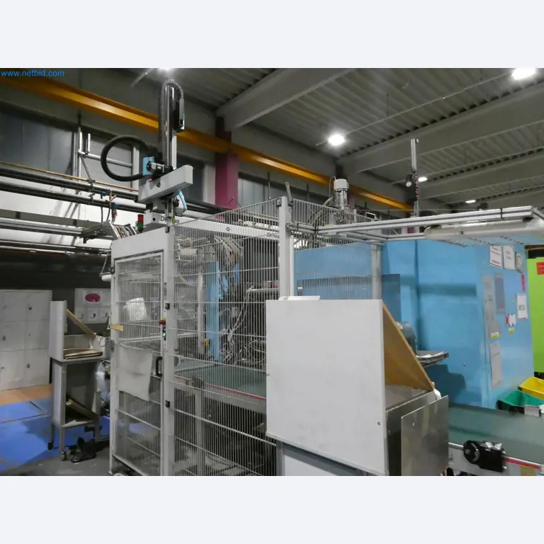 Engel Spritzgießmaschinen und Maschinen aus der Kunststoffindustrie-7