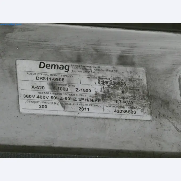 Engel Spritzgießmaschinen und Maschinen aus der Kunststoffindustrie-9