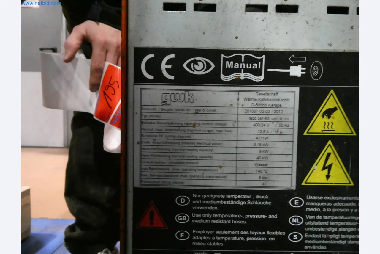 Engel Spritzgießmaschinen und Maschinen aus der Kunststoffindustrie-15