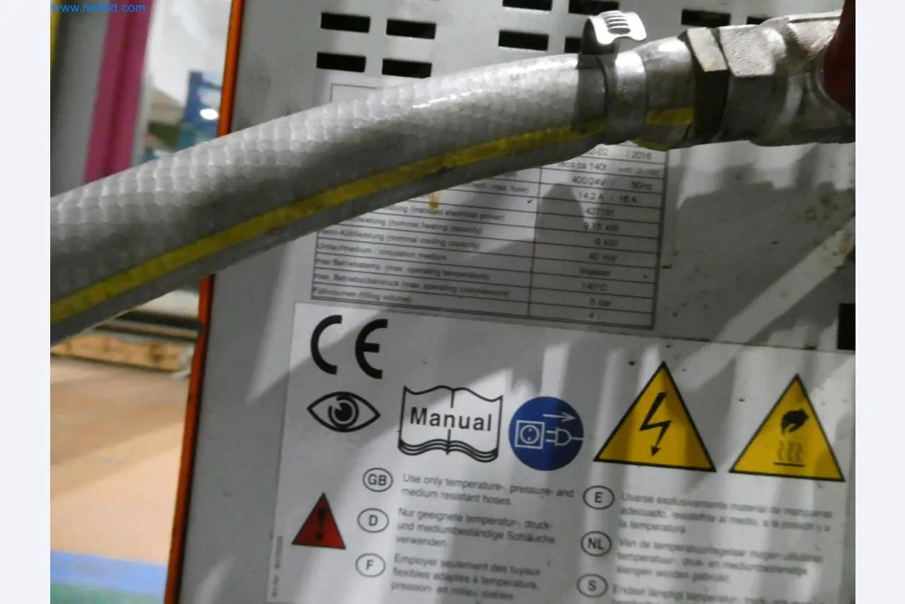 Engel Spritzgießmaschinen und Maschinen aus der Kunststoffindustrie-18