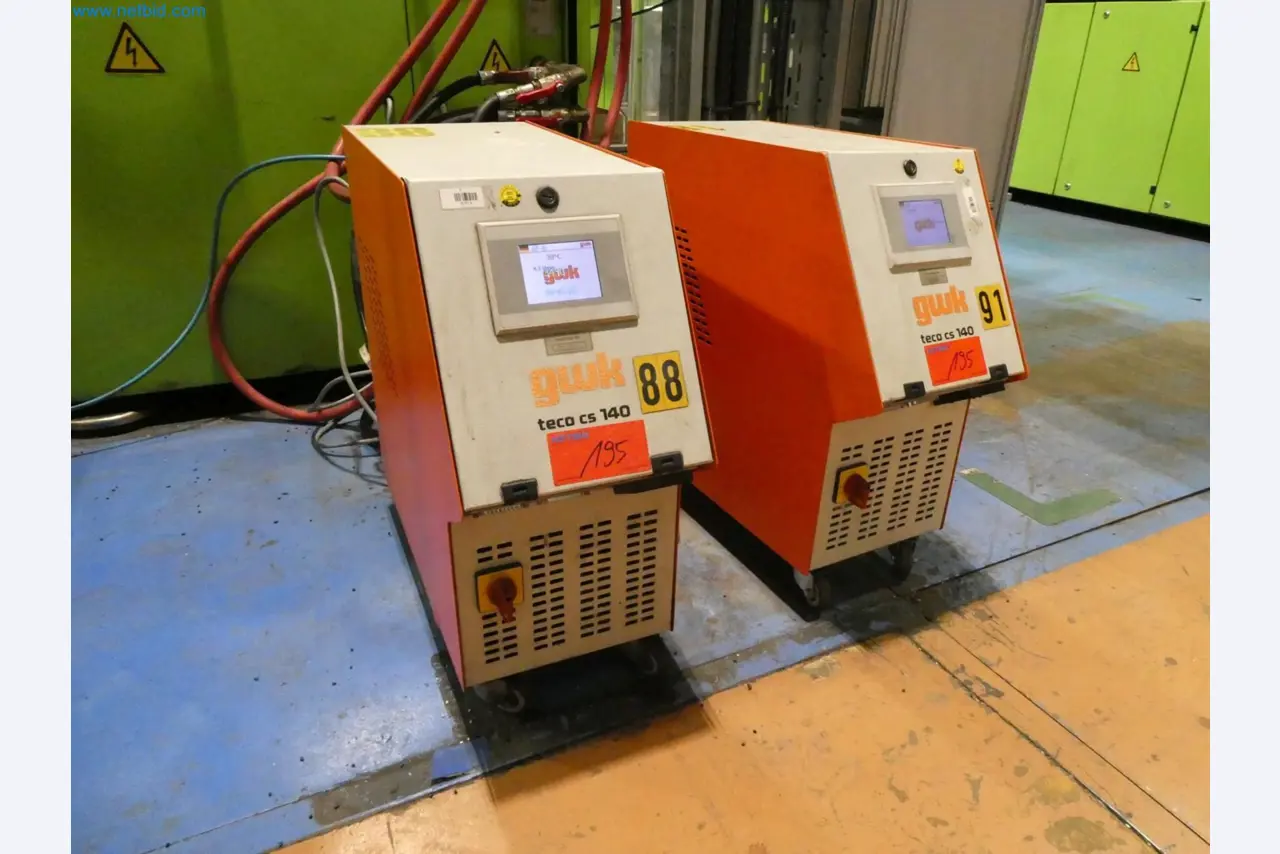 Engel Spritzgießmaschinen und Maschinen aus der Kunststoffindustrie-21