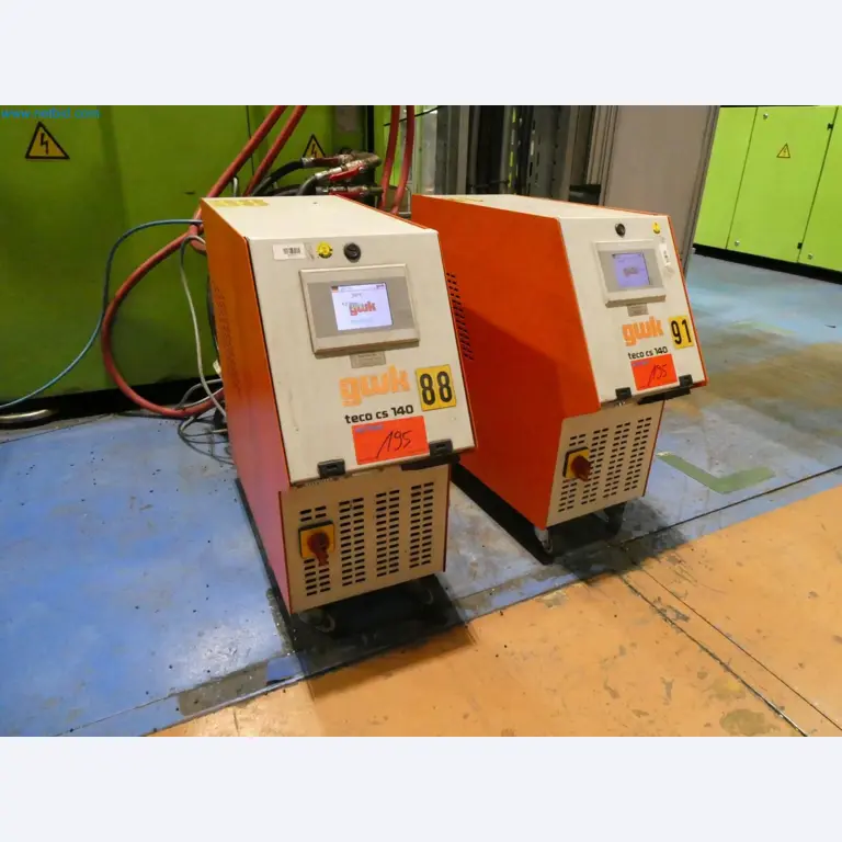 Engel Spritzgießmaschinen und Maschinen aus der Kunststoffindustrie-21