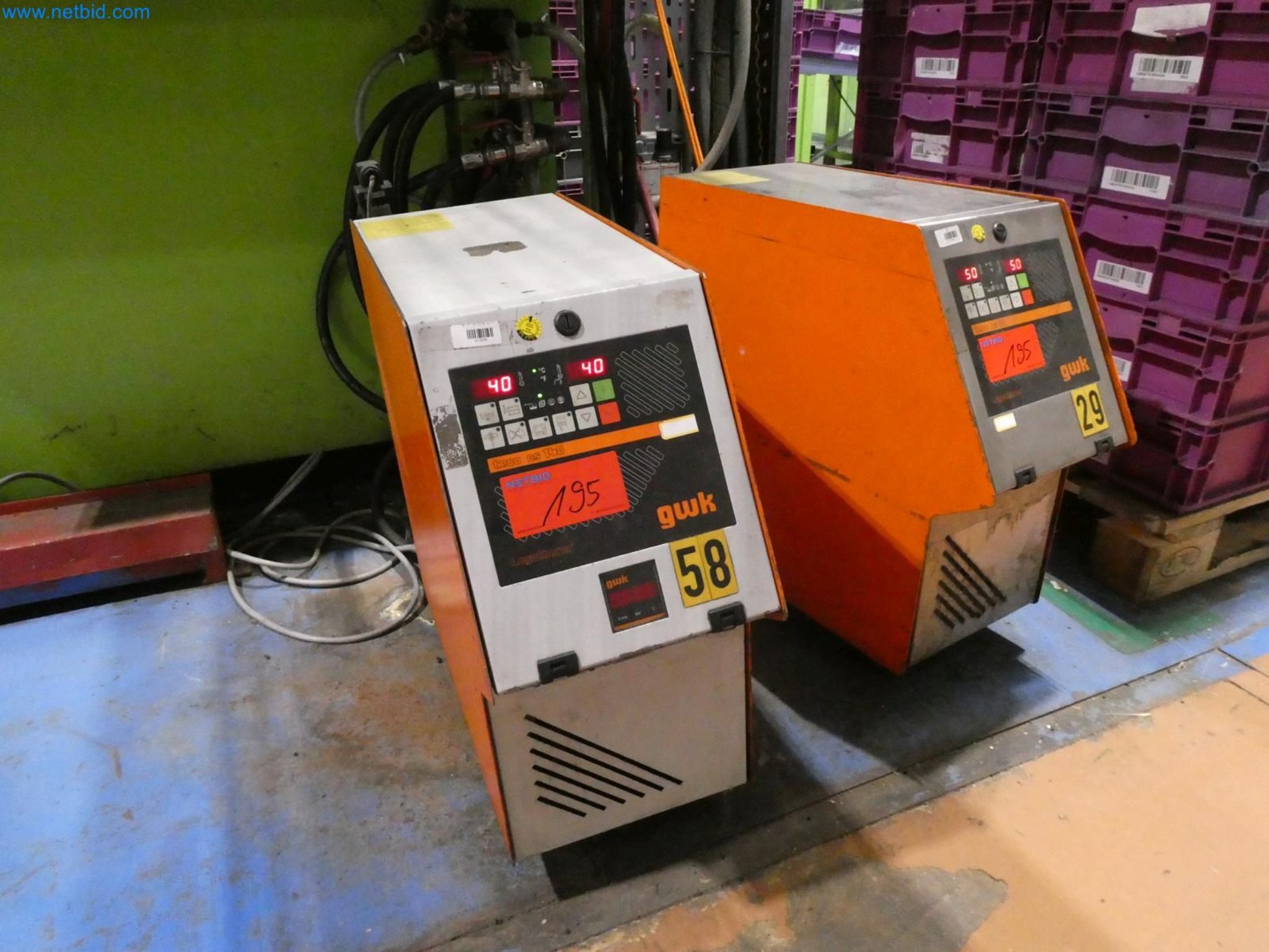 Engel Spritzgießmaschinen und Maschinen aus der Kunststoffindustrie-23