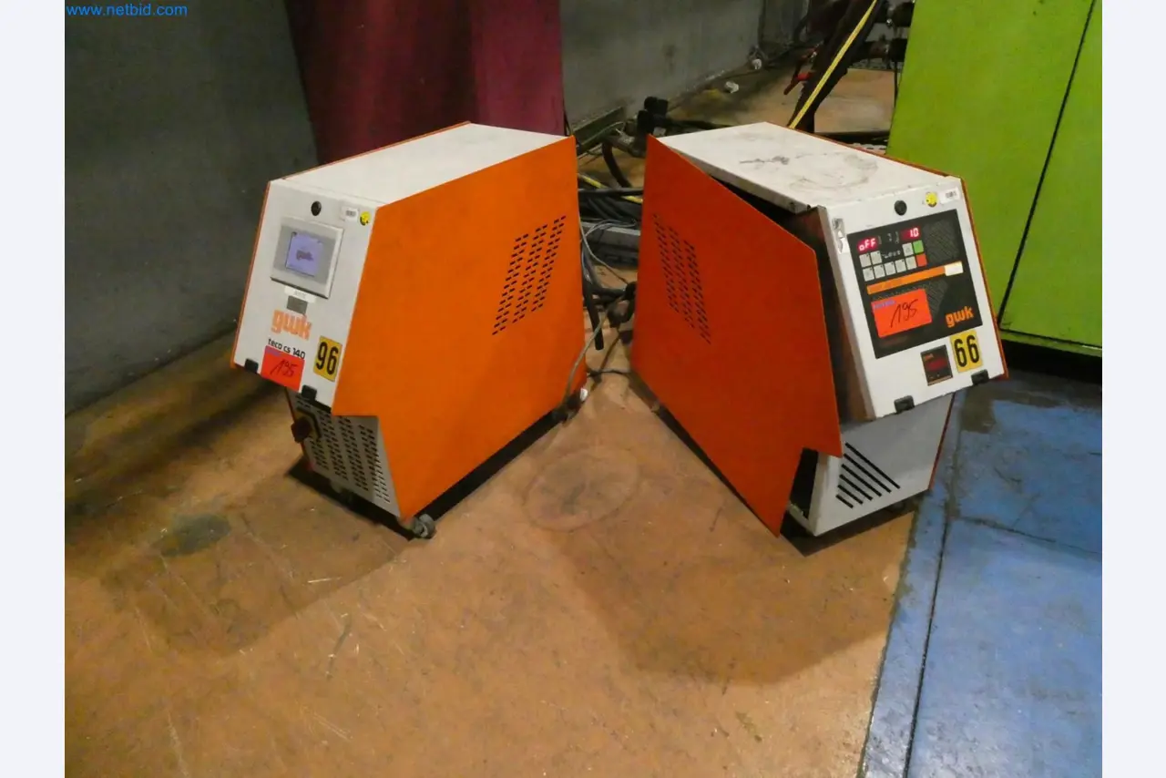 Engel Spritzgießmaschinen und Maschinen aus der Kunststoffindustrie-28