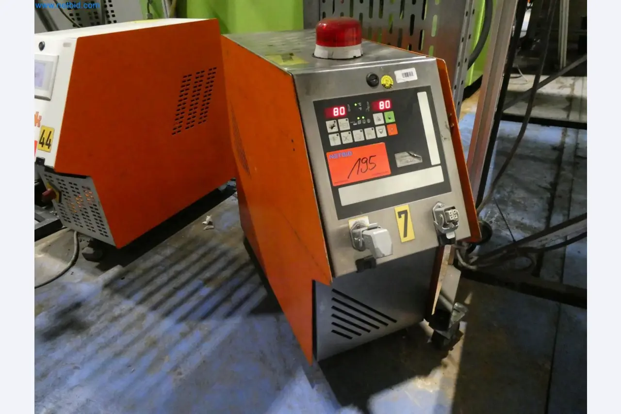 Engel Spritzgießmaschinen und Maschinen aus der Kunststoffindustrie-2