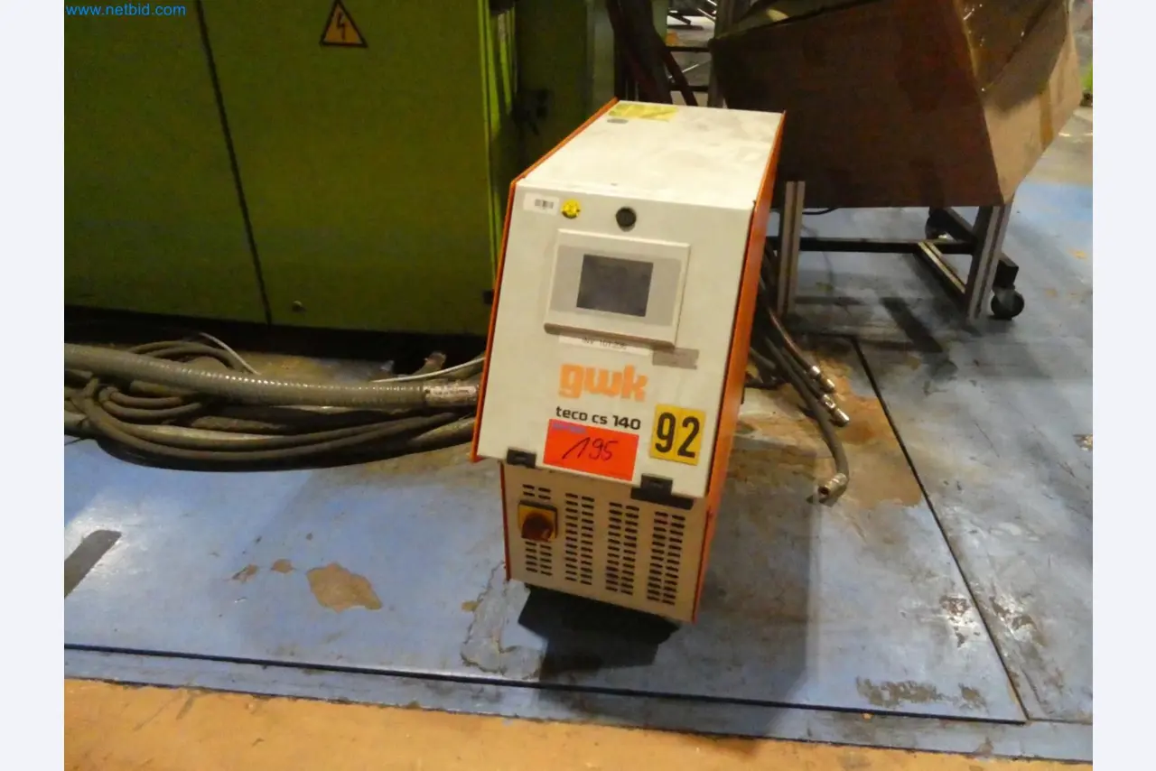 Engel Spritzgießmaschinen und Maschinen aus der Kunststoffindustrie-32