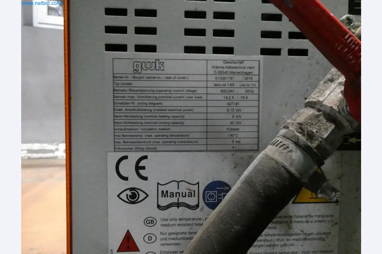 Engel Spritzgießmaschinen und Maschinen aus der Kunststoffindustrie-33