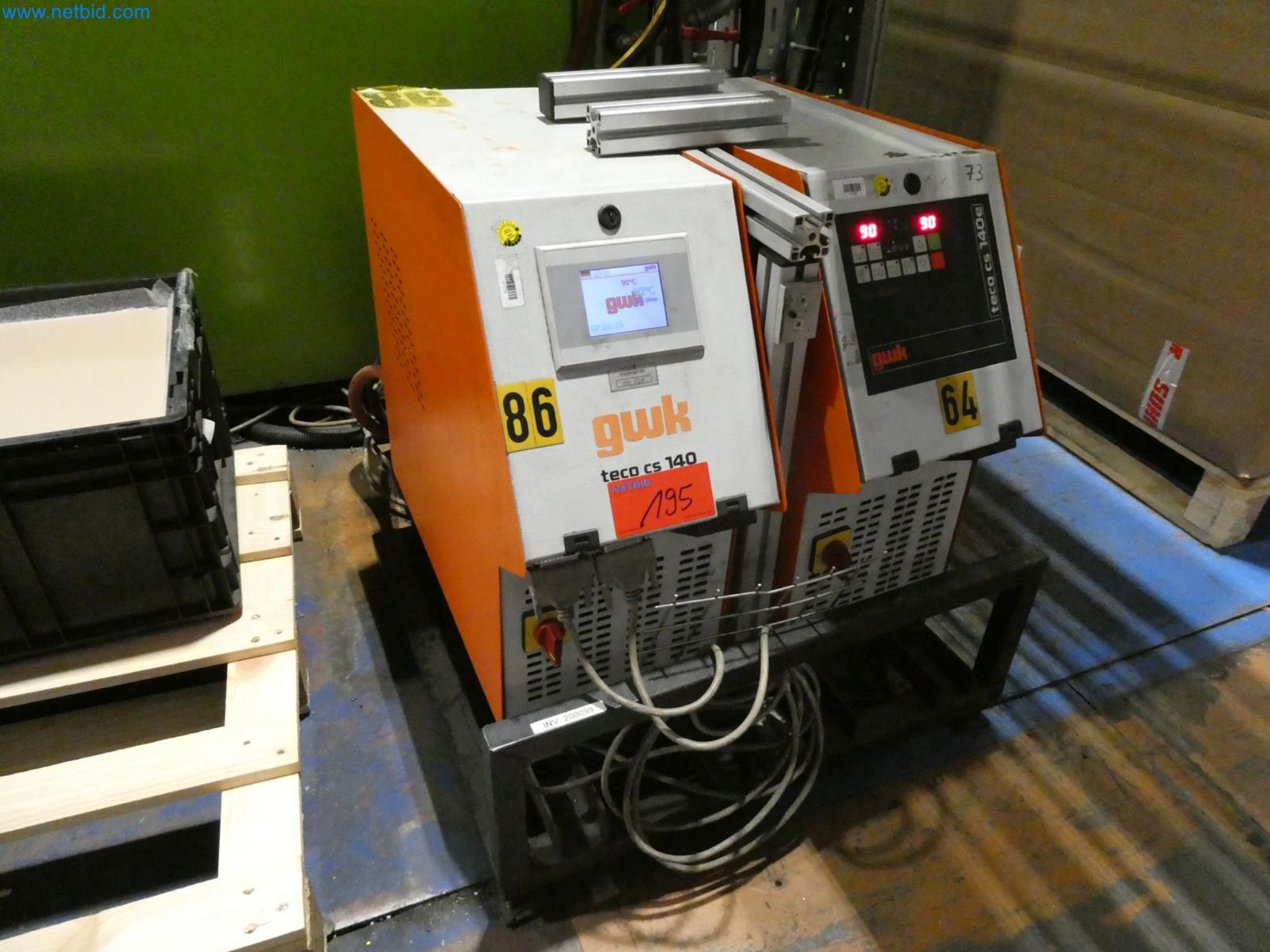 Engel Spritzgießmaschinen und Maschinen aus der Kunststoffindustrie-35