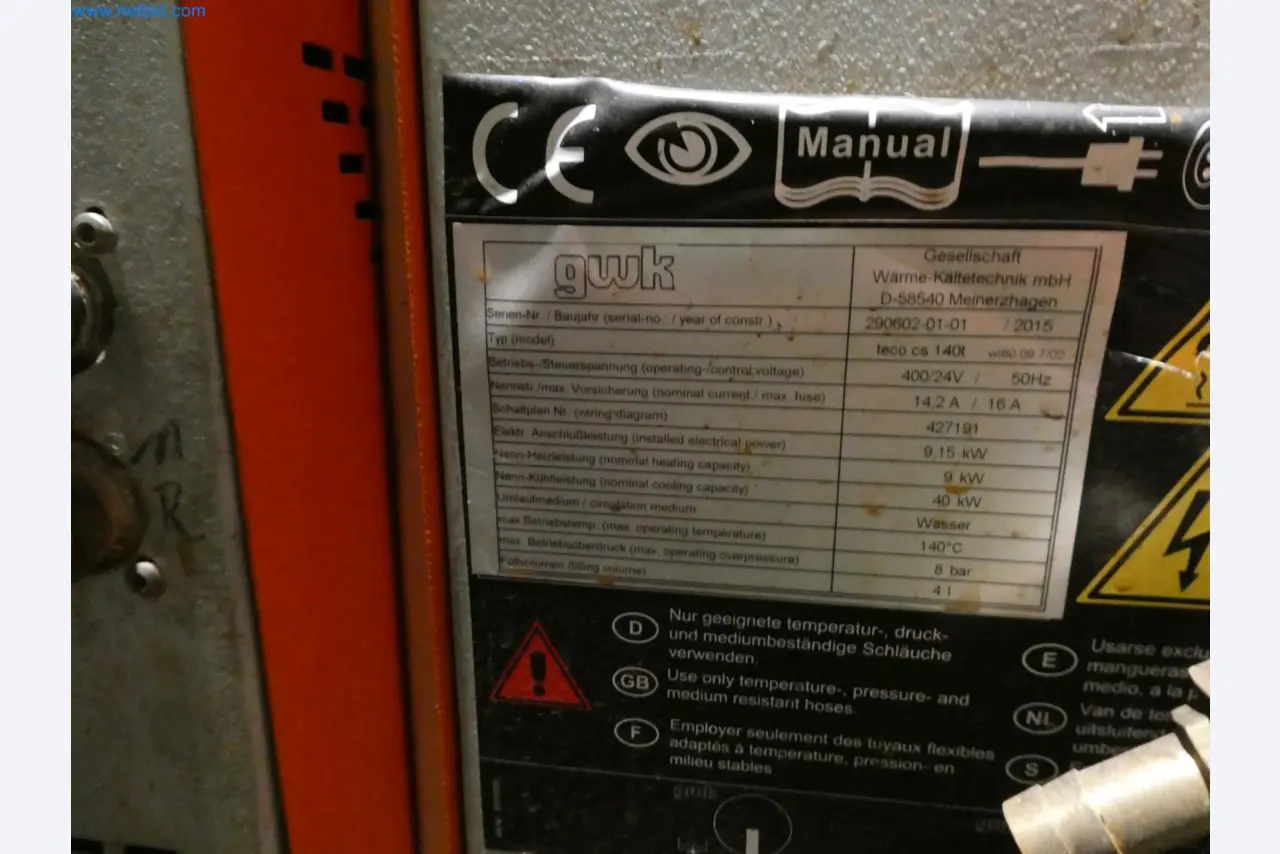 Engel Spritzgießmaschinen und Maschinen aus der Kunststoffindustrie-36