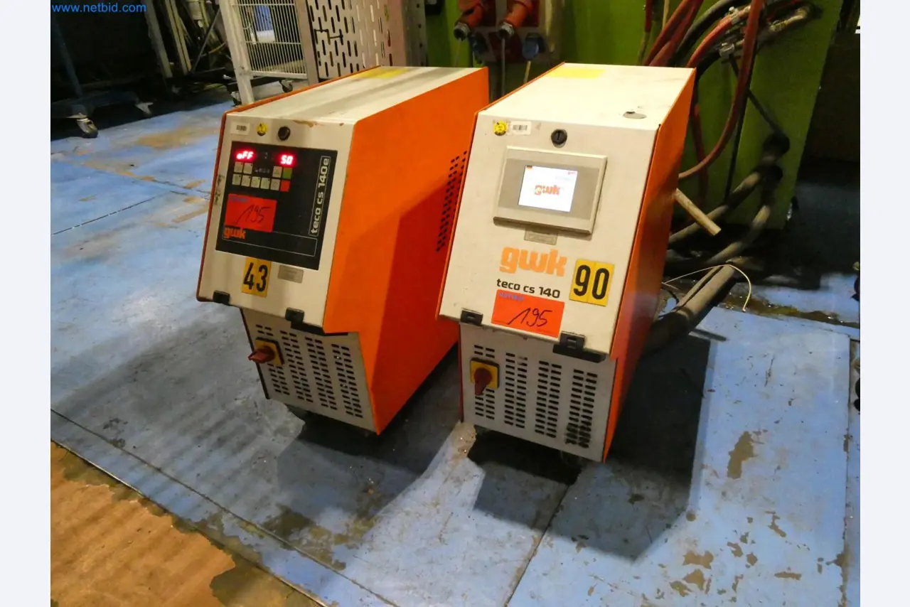 Engel Spritzgießmaschinen und Maschinen aus der Kunststoffindustrie-39