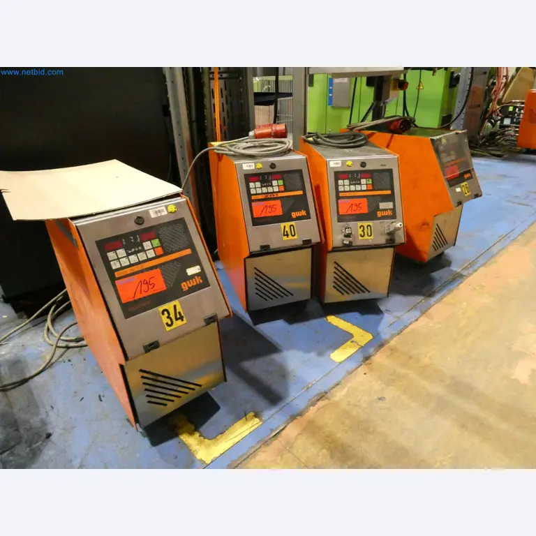 Engel Spritzgießmaschinen und Maschinen aus der Kunststoffindustrie-41