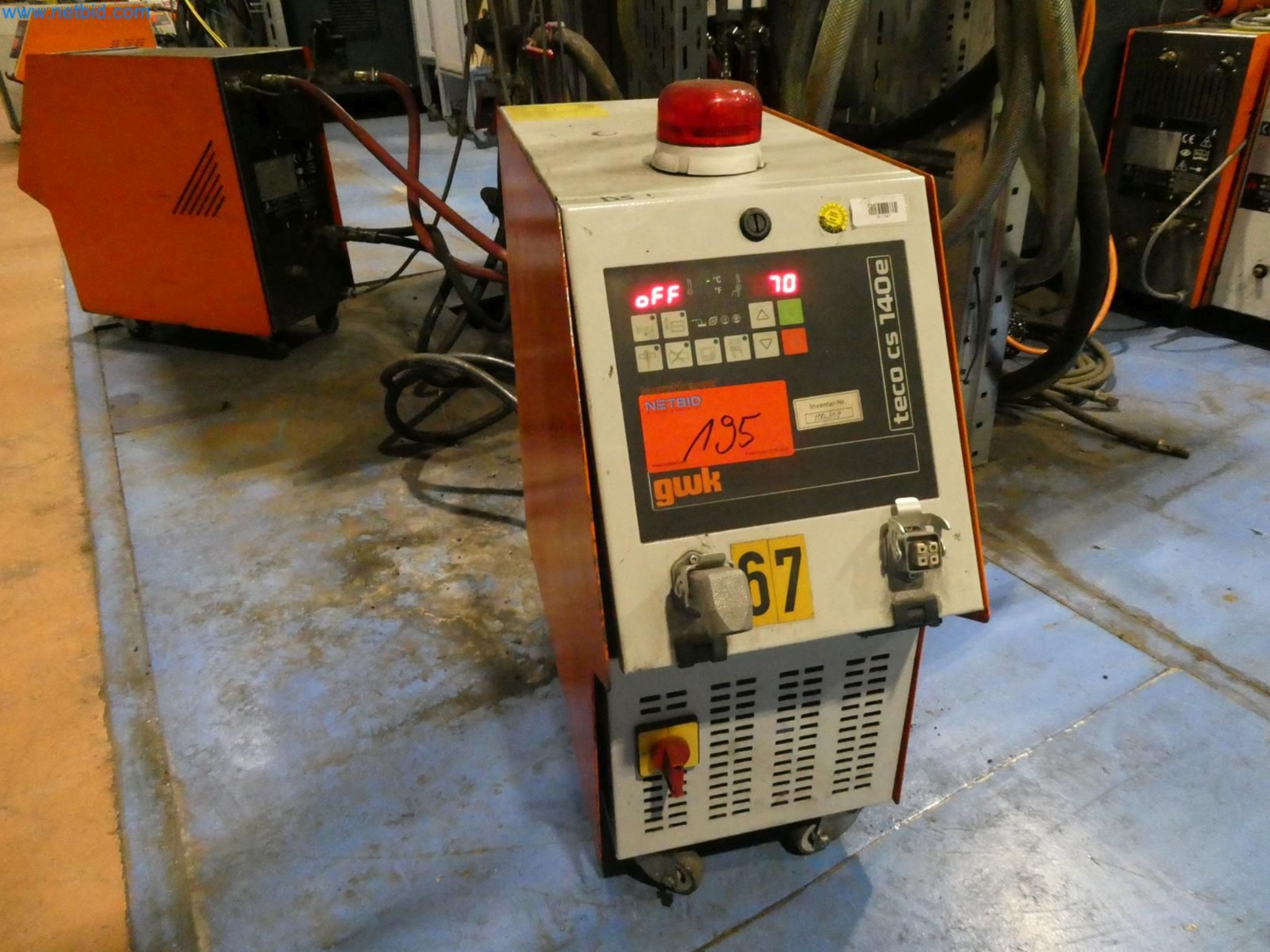 Engel Spritzgießmaschinen und Maschinen aus der Kunststoffindustrie-4